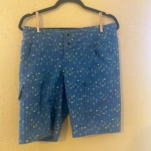 Shredly Mt Bike Short - Size  4